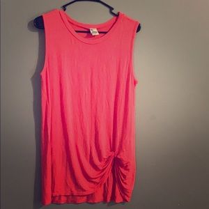 Pink tank top large